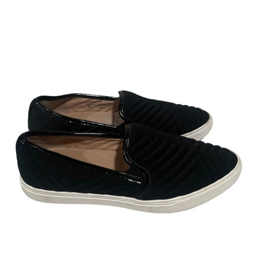 DONALD J PLINER Pammy-D black quilted loafer size 6